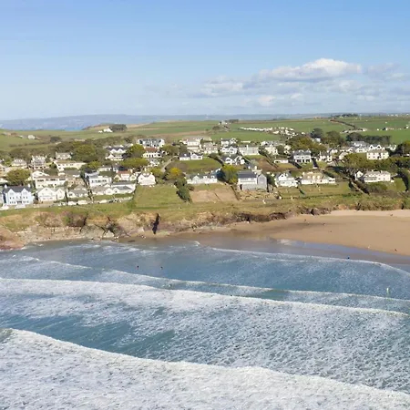 5 The Sands Holiday home Polzeath